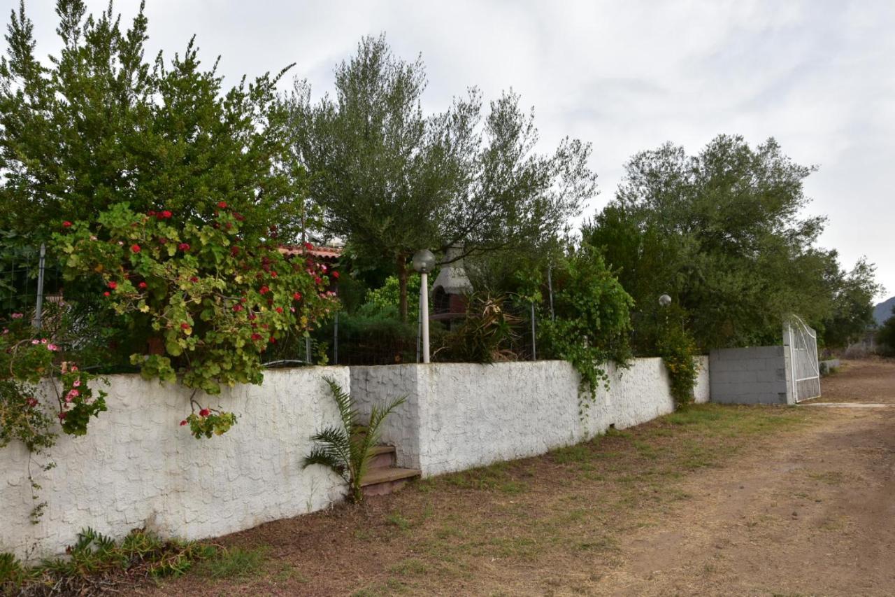 Casa Vigna Laterale E Centrale Villa Tertenia Exterior photo